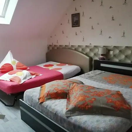 Maison D'hote Avec Jardin لو مان